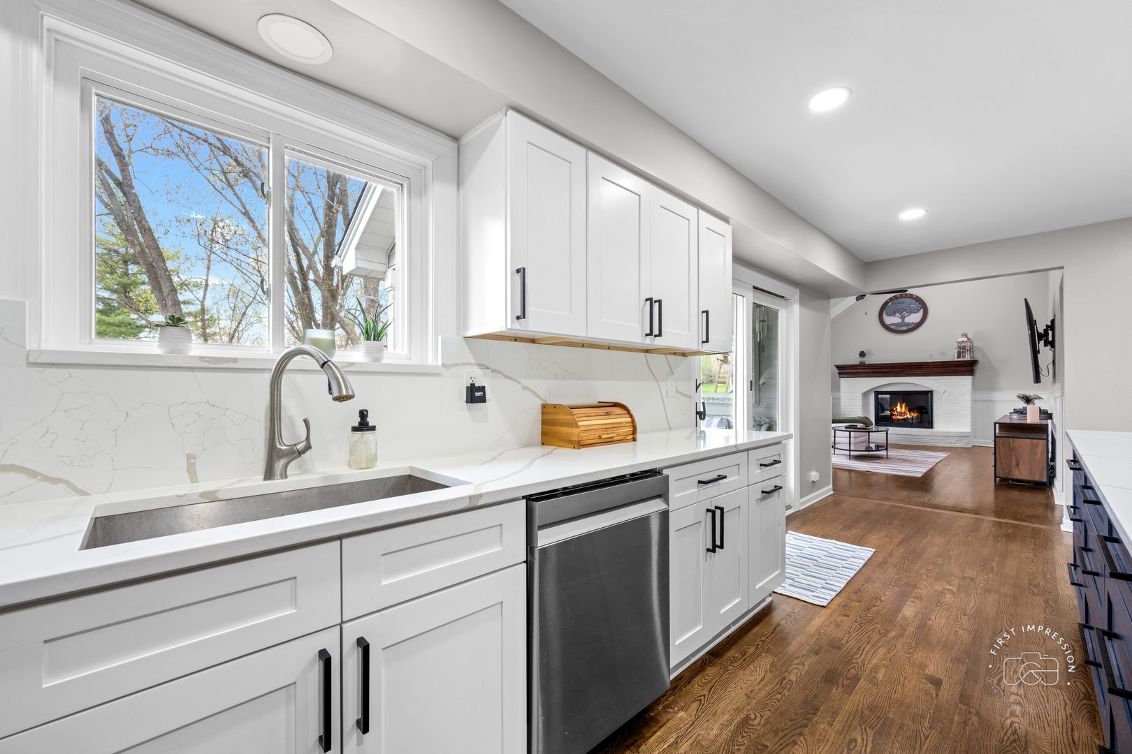 621 Joshua Court, Naperville, IL 60540