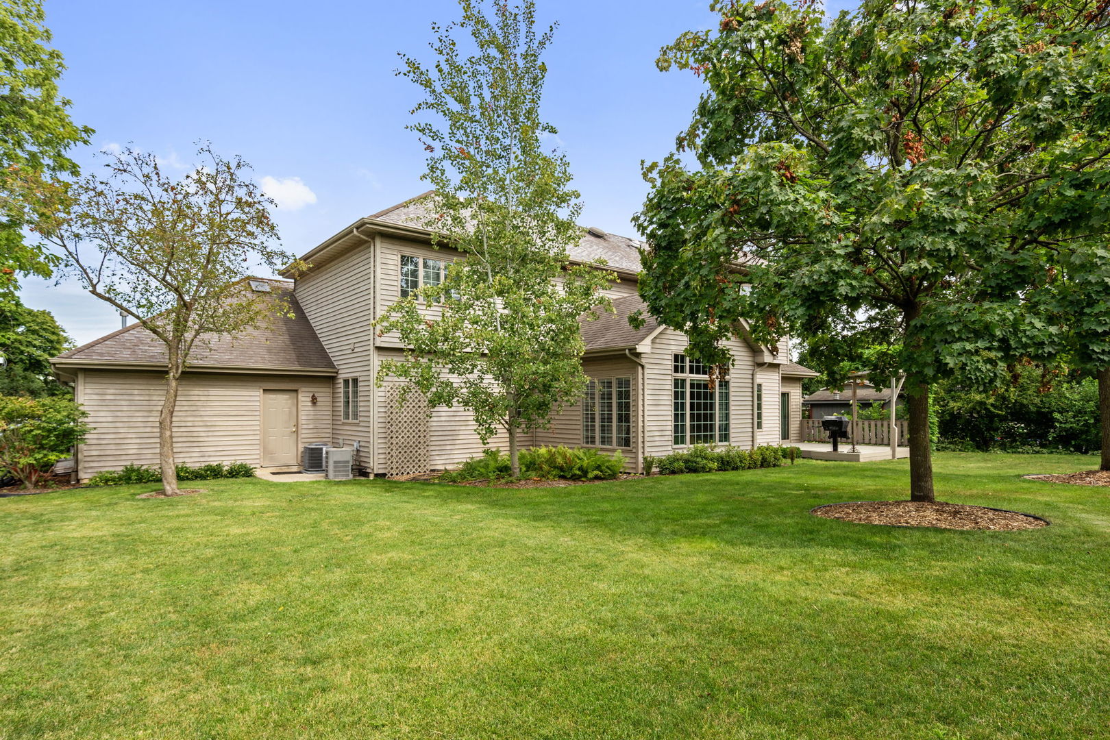 5632 Fairview Avenue, Downers Grove, IL 60516