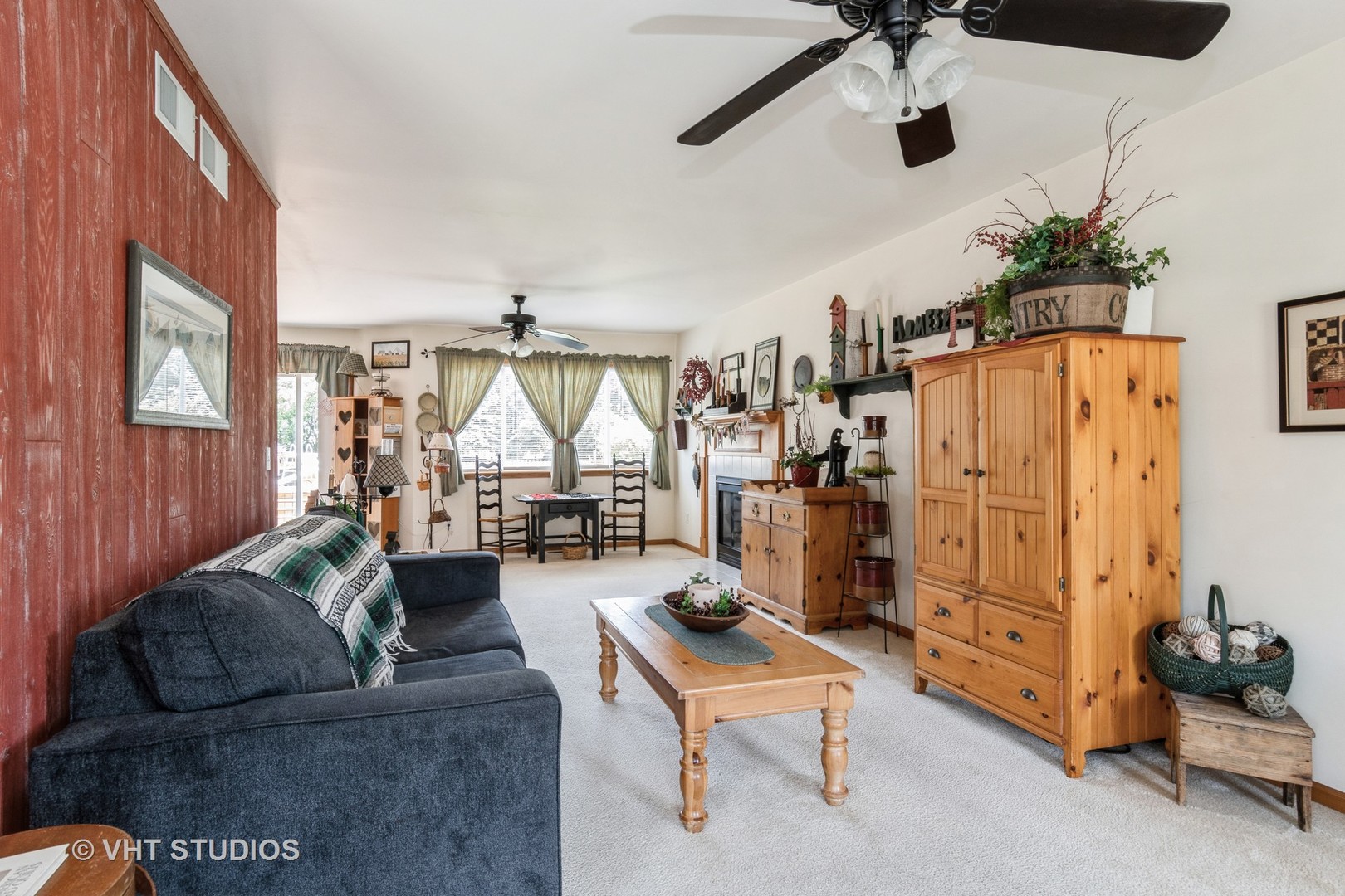 1318 Evergreen Lane, Yorkville, IL 60560