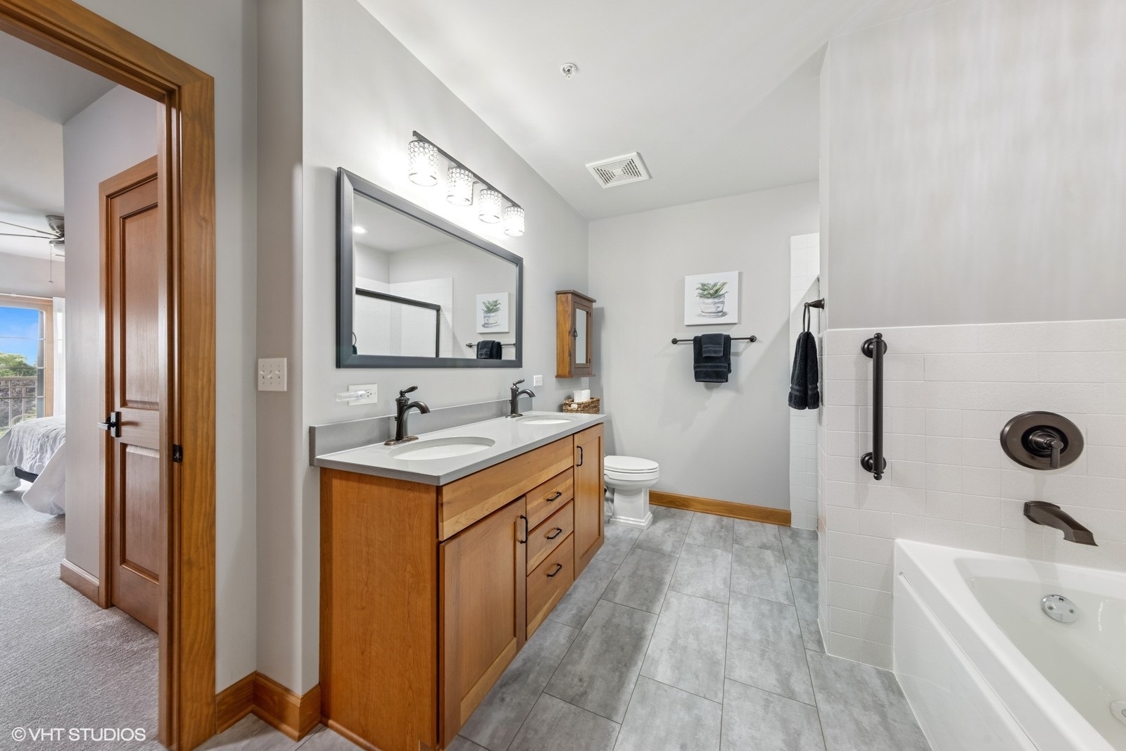14 S Prospect Street #508, Roselle, IL 60172