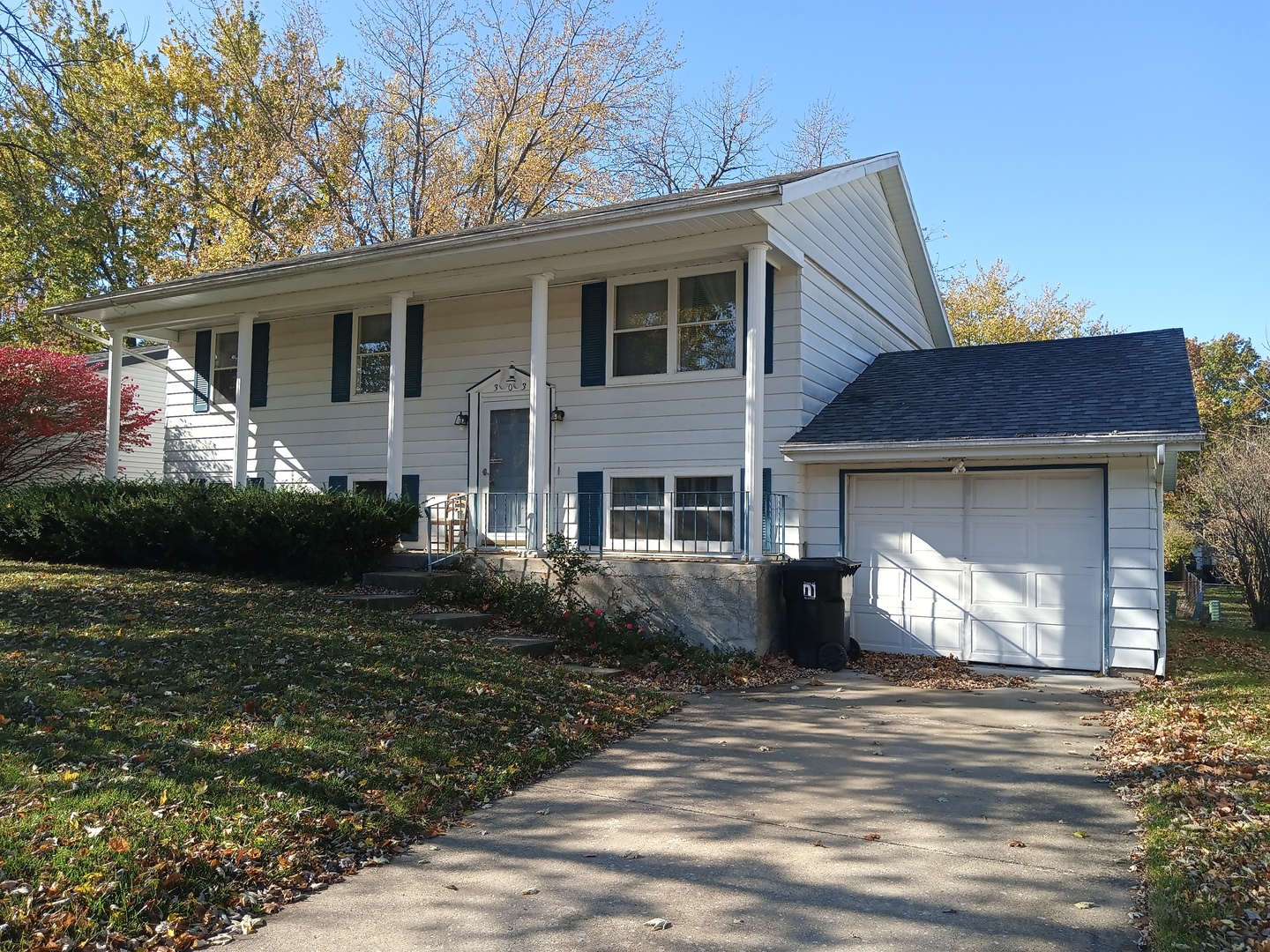 303 Victoria Drive, Normal, IL 61761