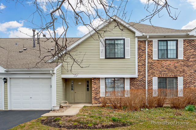 820 Yosemite Trail #A, Roselle, IL 60172