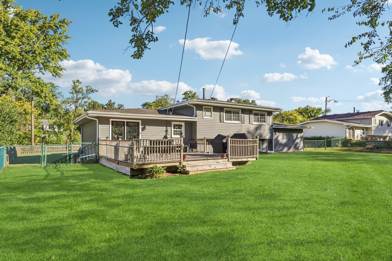 28 E 55th Street, Hinsdale, IL 60521