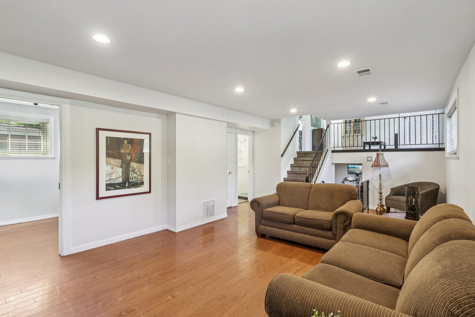 28 E 55th Street, Hinsdale, IL 60521