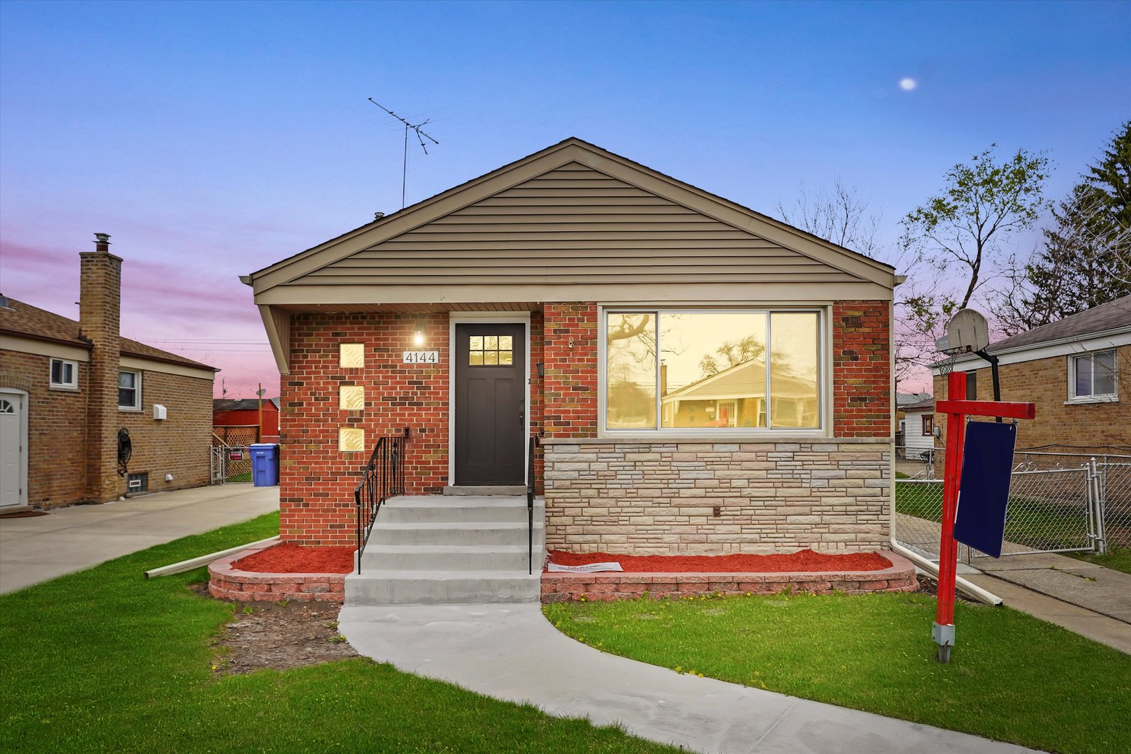 4144 W 82nd Street, Chicago, IL 60652