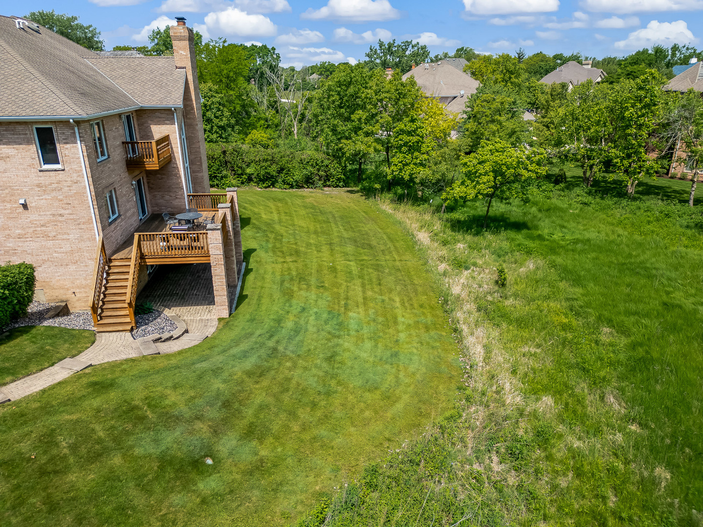 909 Prairie Ridge Court, Burr Ridge, IL 60527