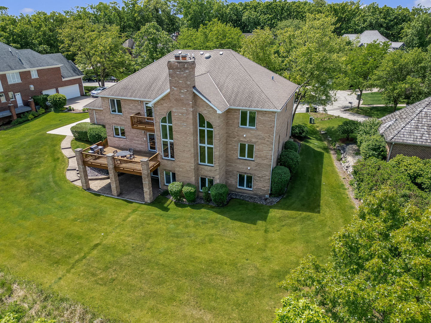909 Prairie Ridge Court, Burr Ridge, IL 60527