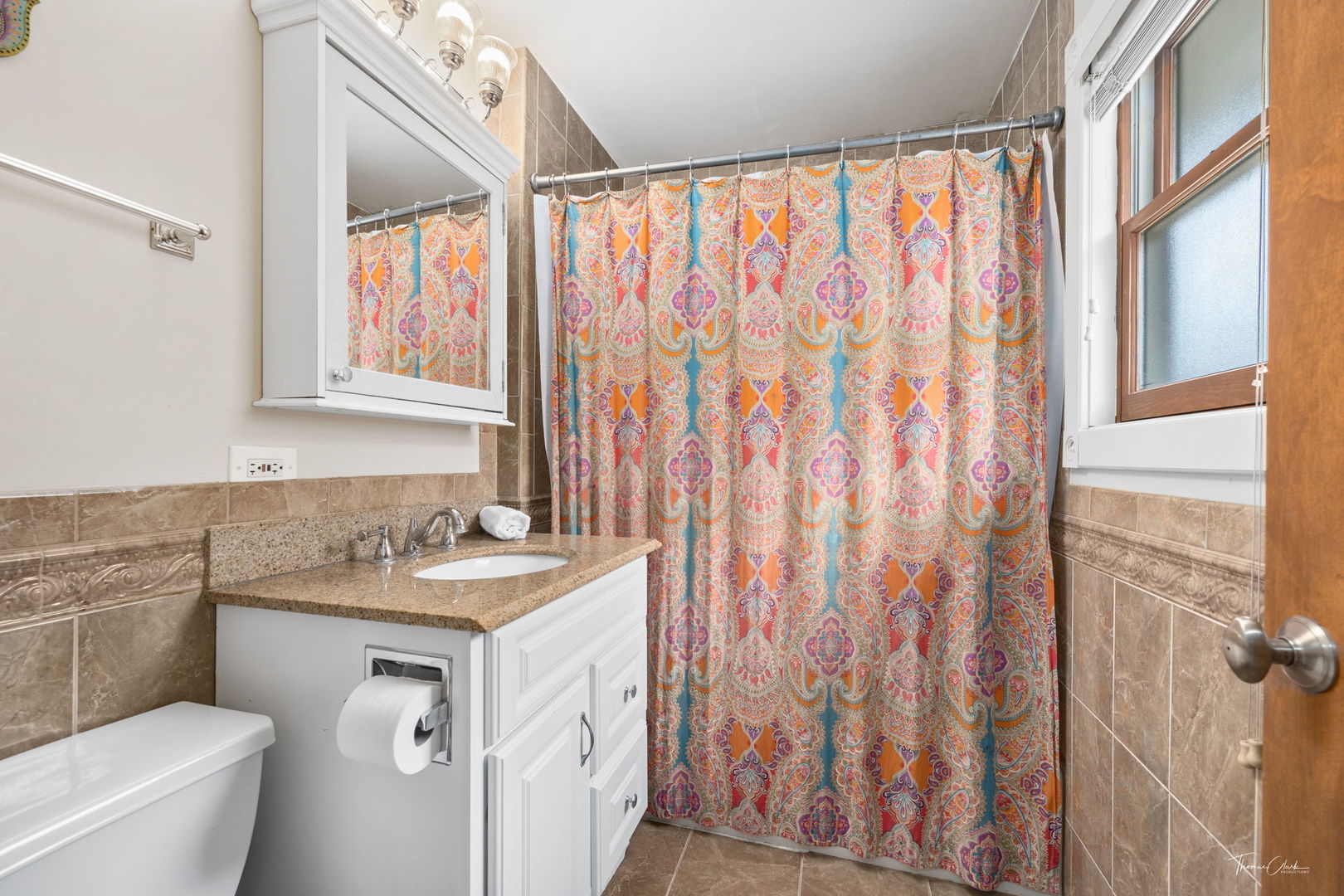 4431 Pershing Avenue, Downers Grove, IL 60515