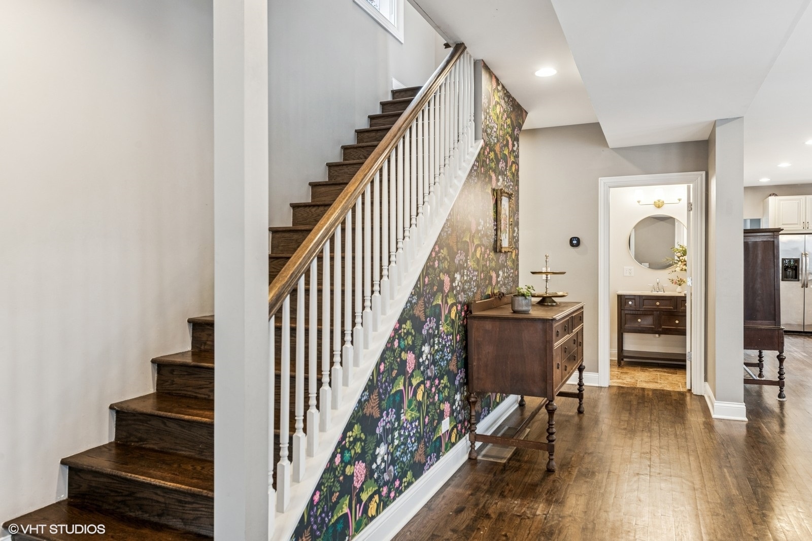 5171 W Montrose Avenue, Chicago, IL 60641