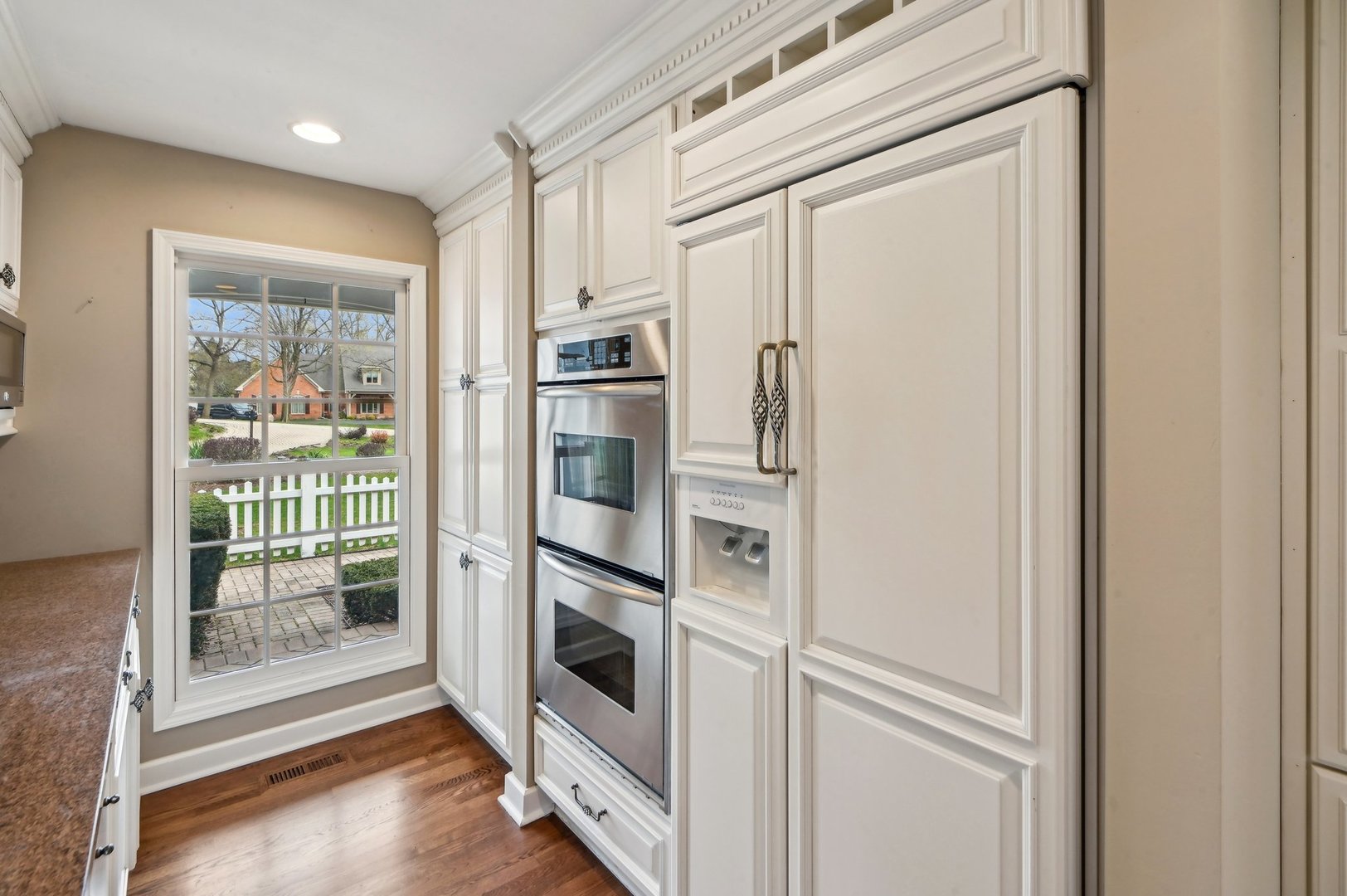 21956 N Hickory Hill Drive, Kildeer, IL 60047