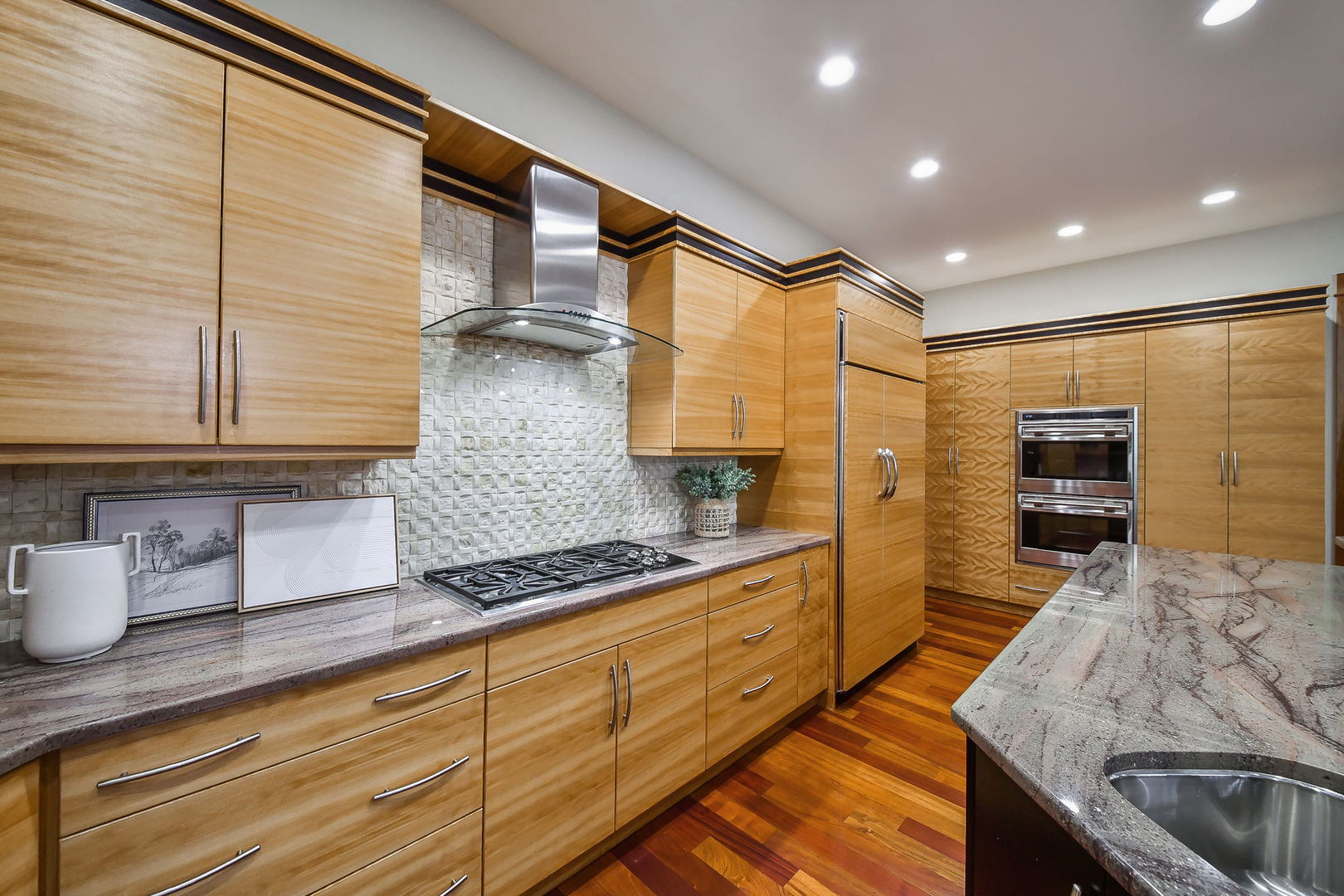 908 Julian Court, Naperville, IL 60540