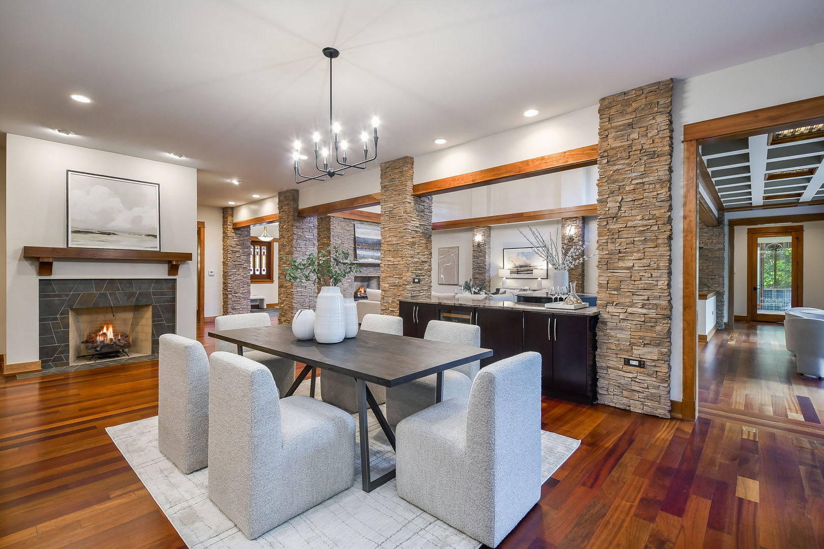 908 Julian Court, Naperville, IL 60540