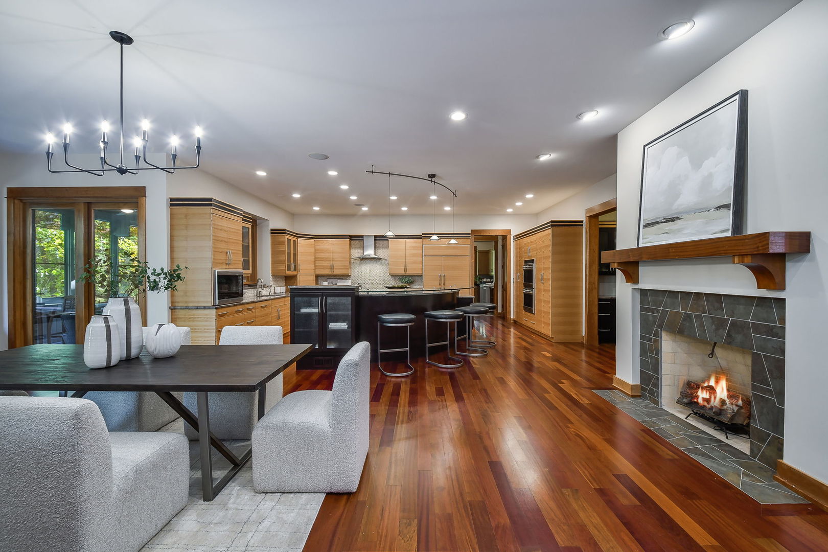 908 Julian Court, Naperville, IL 60540