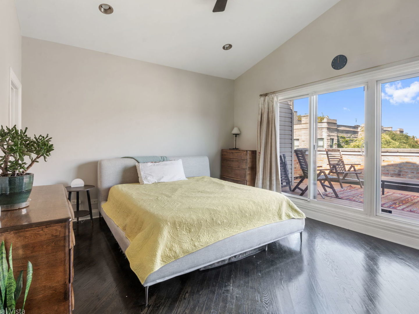 2527 W Chicago Avenue #2, Chicago, IL 60622