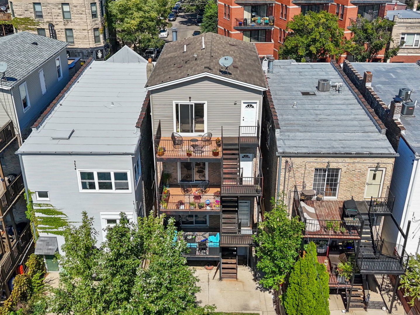 2527 W Chicago Avenue #2, Chicago, IL 60622