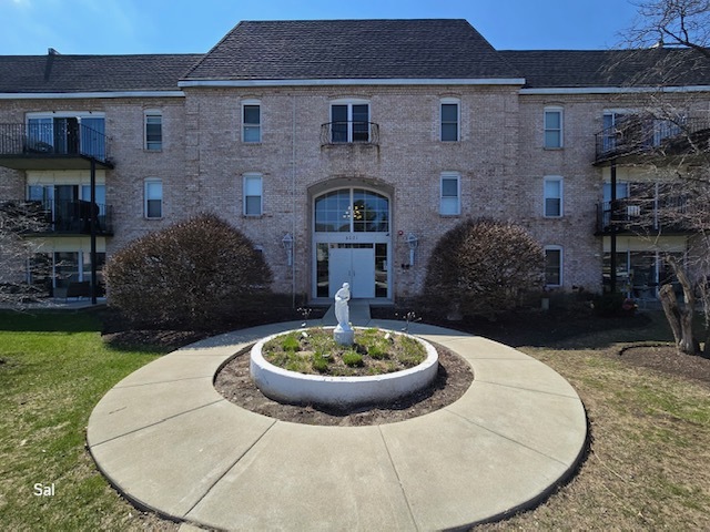5201 Carriageway Drive #315, Rolling Meadows, IL 60008
