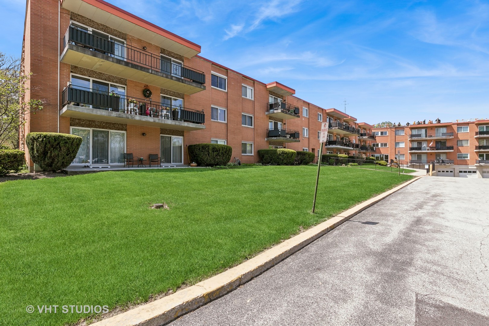 940 Holbrook Road #34C, Homewood, IL 60430