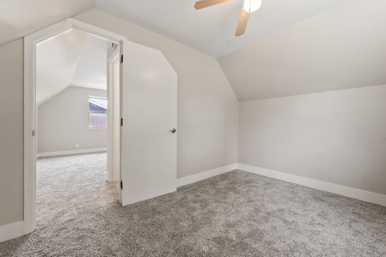 1702 W Algonquin Road, Lake In The Hills, IL 60156