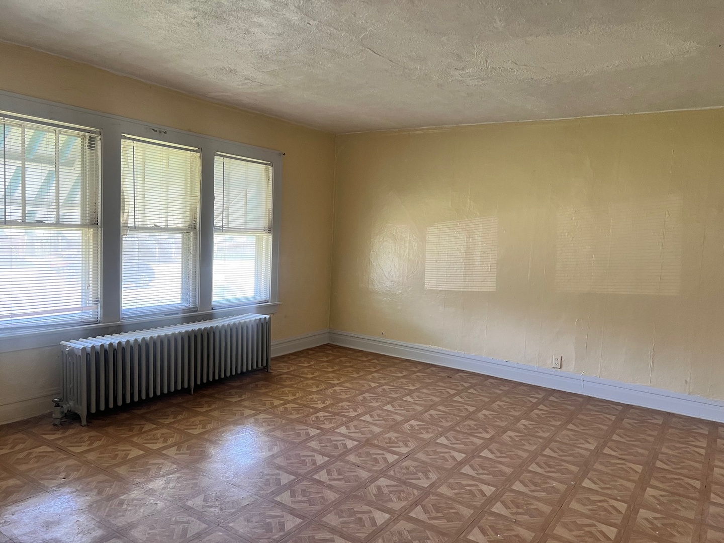 118 W 103rd Place, Chicago, IL 60628