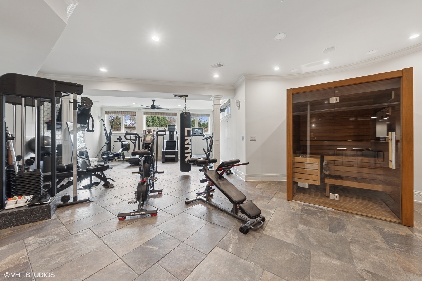 319 Claremont Court, Naperville, IL 60540