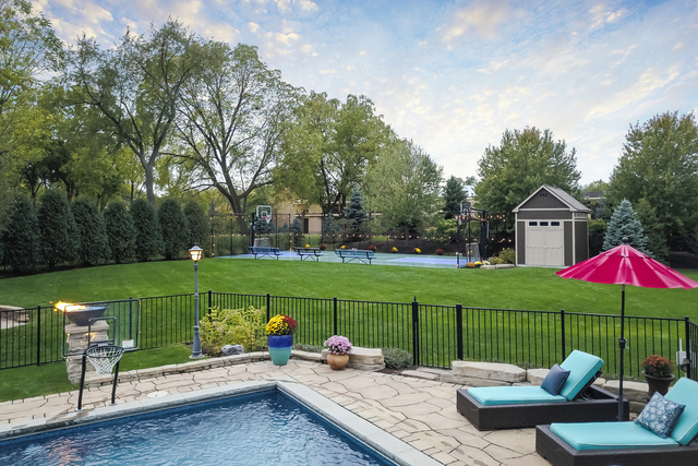 319 Claremont Court, Naperville, IL 60540