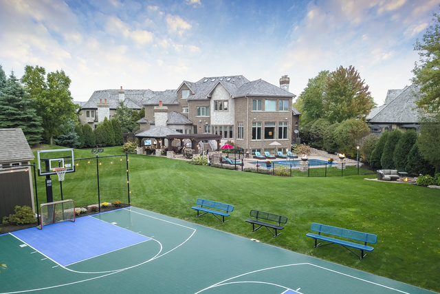 319 Claremont Court, Naperville, IL 60540