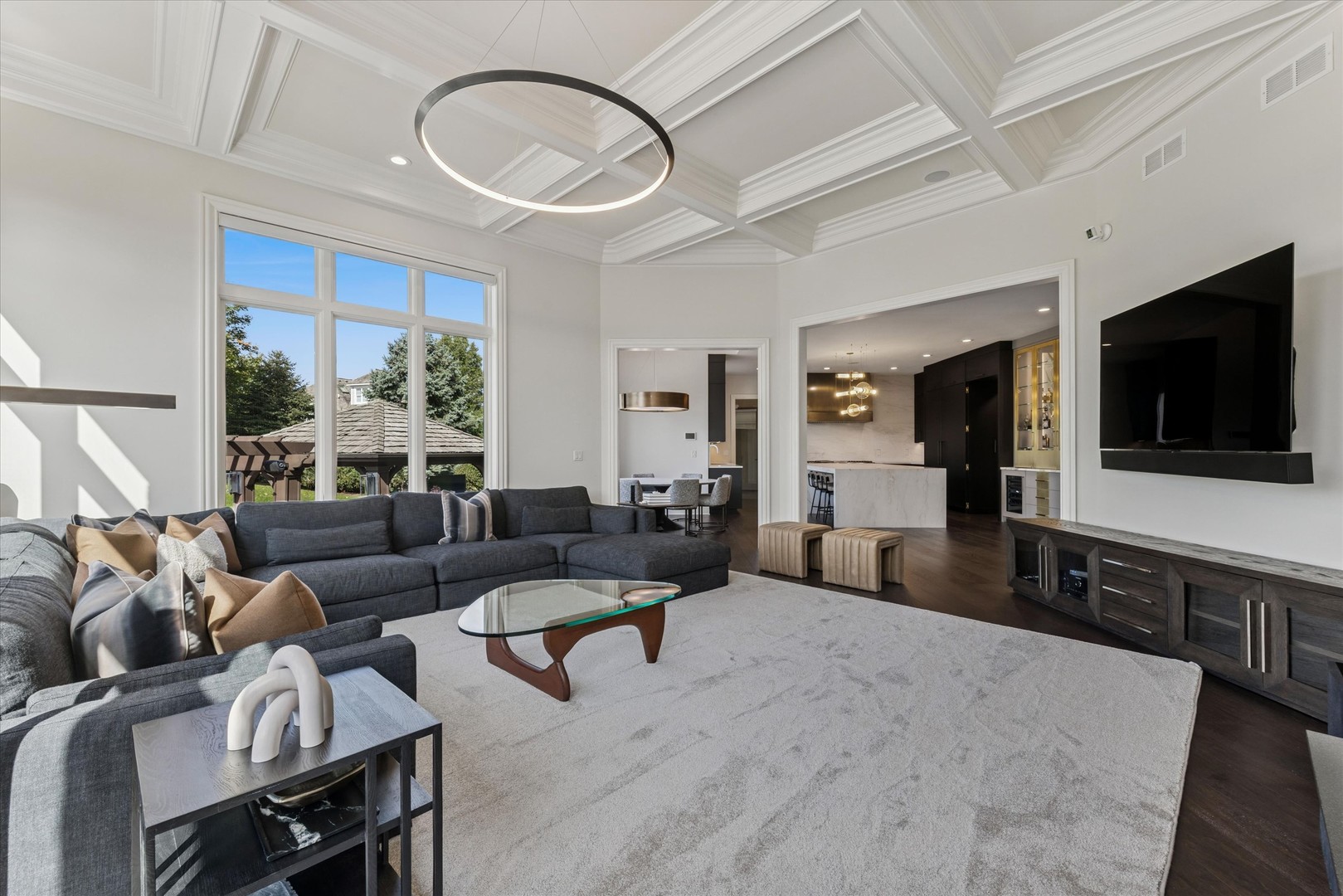 319 Claremont Court, Naperville, IL 60540