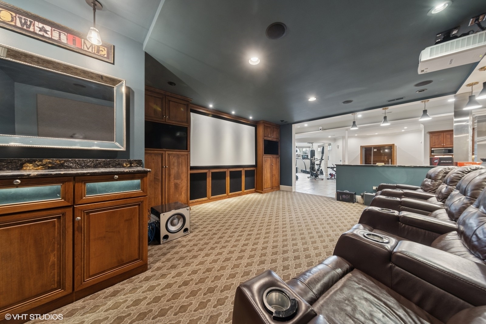 319 Claremont Court, Naperville, IL 60540