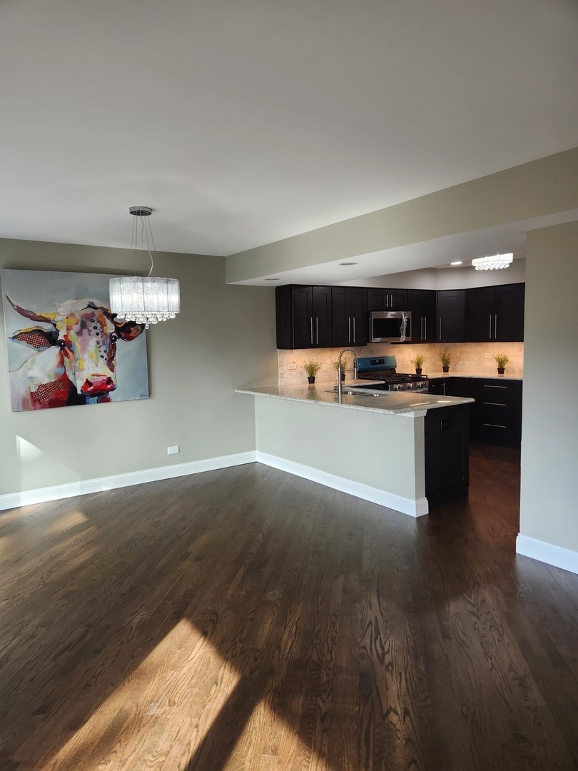 1835 Golf View Drive, Bartlett, IL 60103