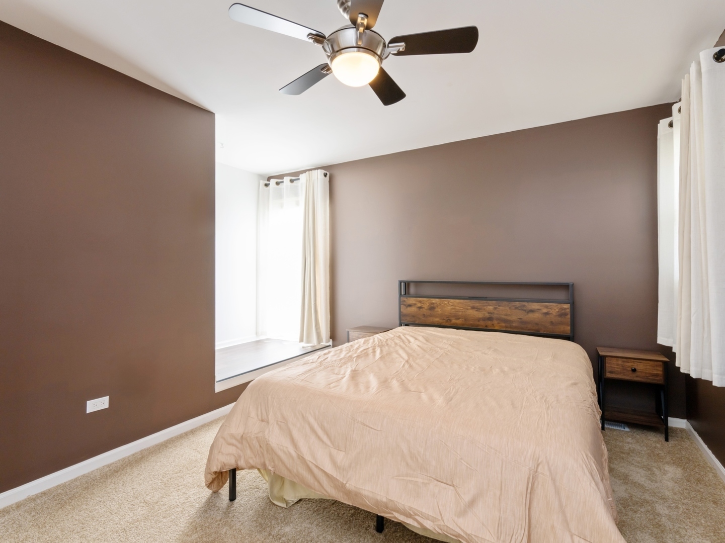 556 Westminster Place, Mundelein, IL 60060