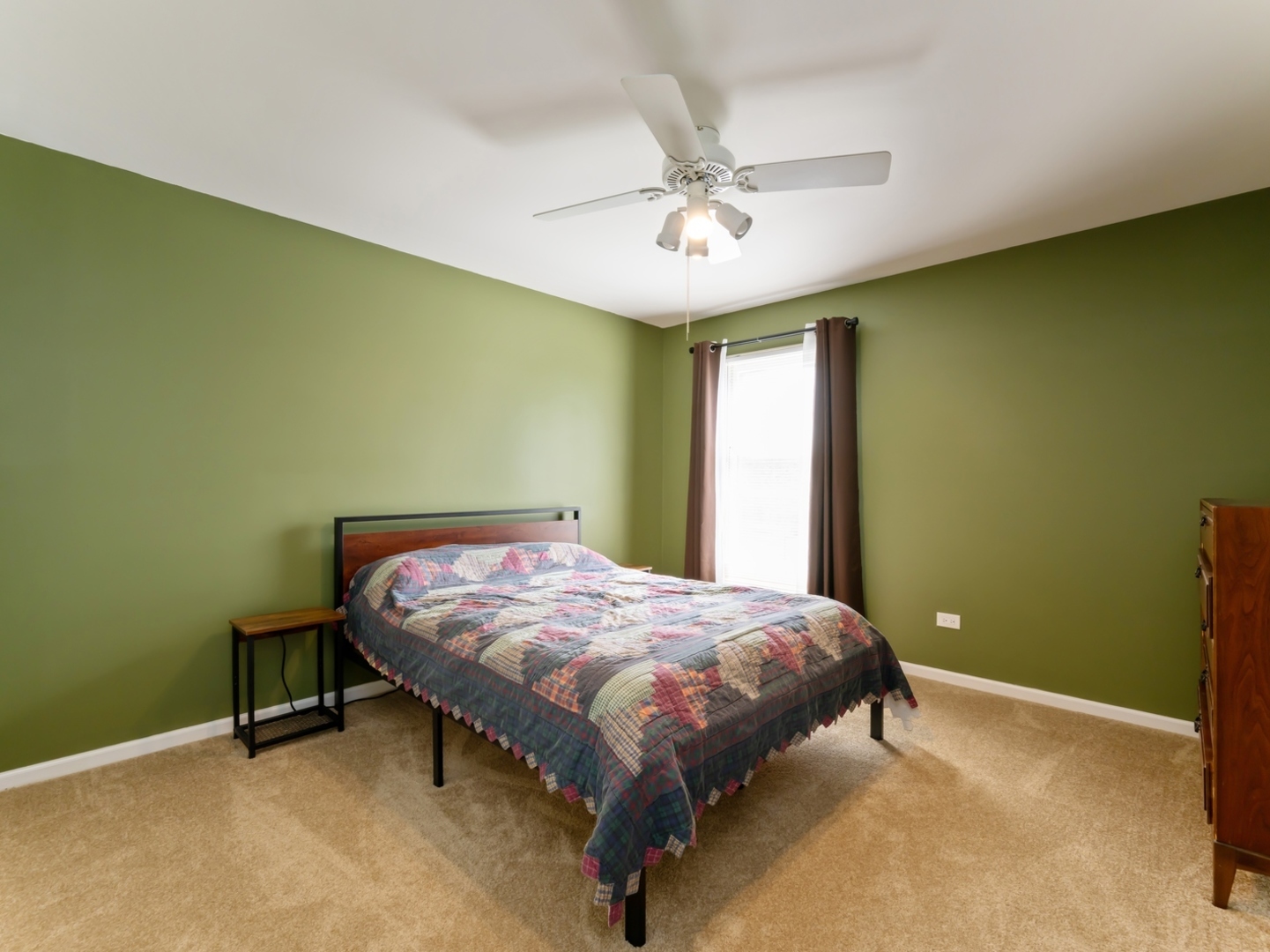 556 Westminster Place, Mundelein, IL 60060