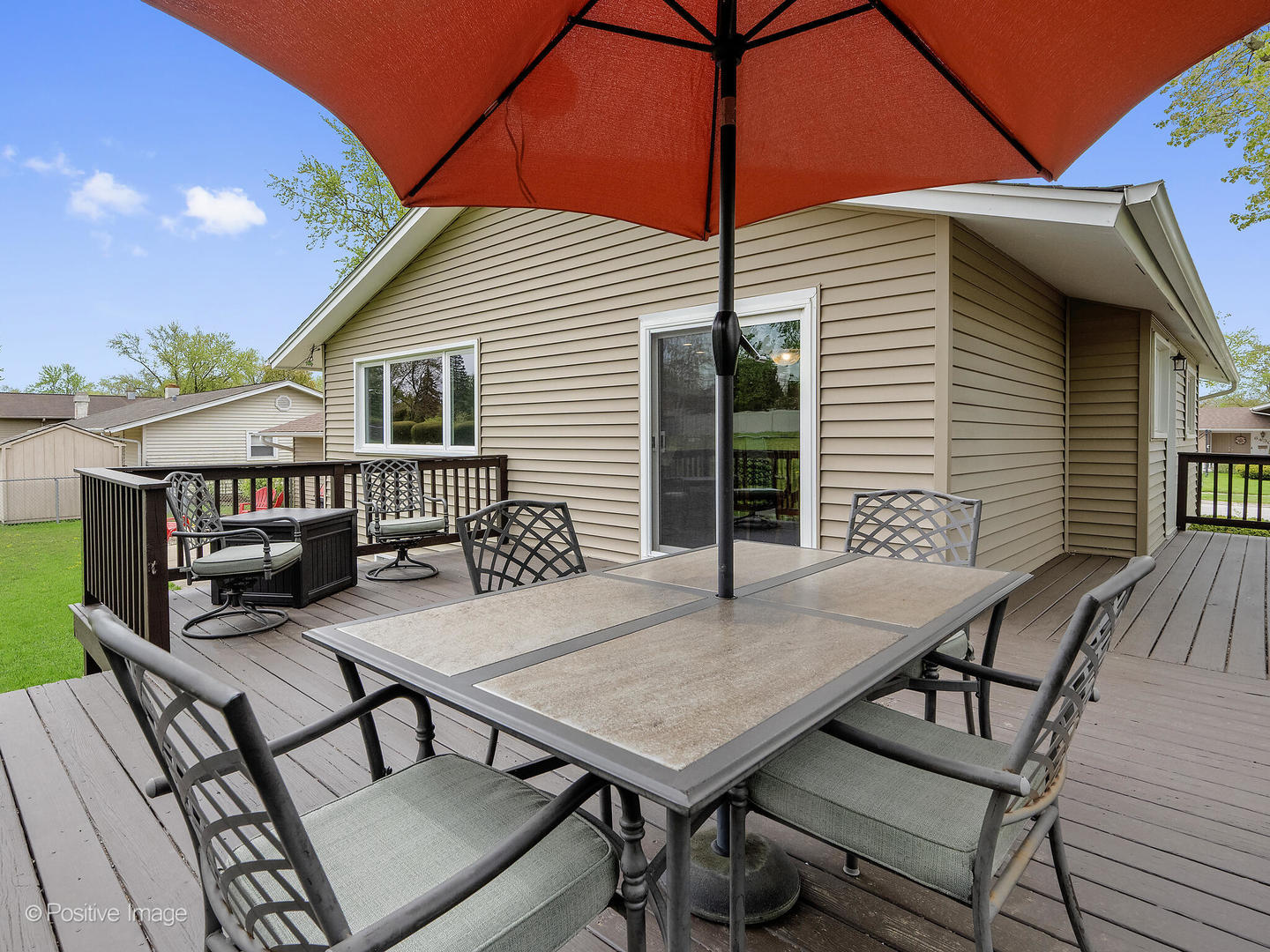6433 Taylor Drive, Woodridge, IL 60517