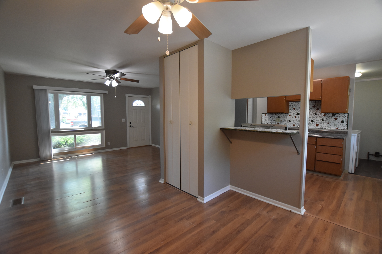 62 Hubbard Way, Montgomery, IL 60538