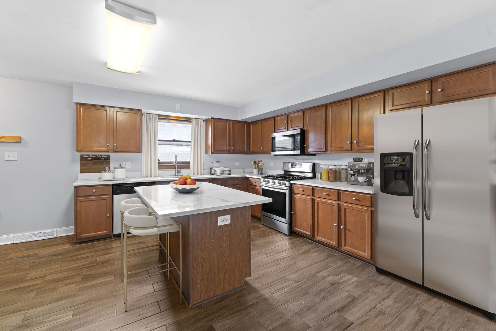 17148 William Street, Lansing, IL 60438