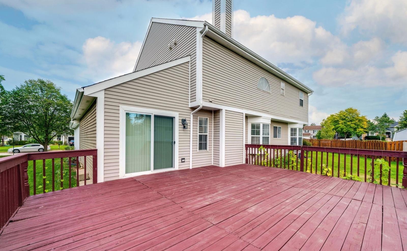1225 Westport Ridge, Crystal Lake, IL 60014