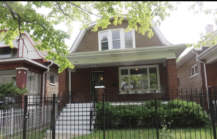 7949 S Colfax Avenue, Chicago, IL 60617