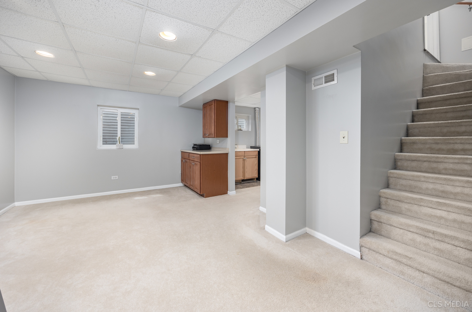 658 Cutter Lane, Elk Grove Village, IL 60007