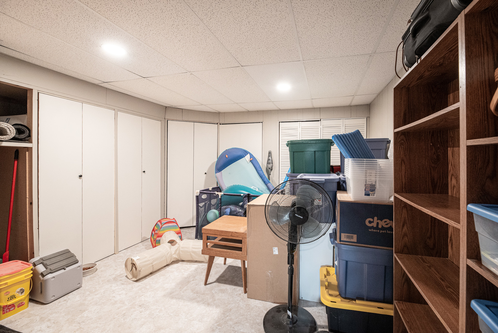 652 E Grand Avenue, Lake Villa, IL 60046