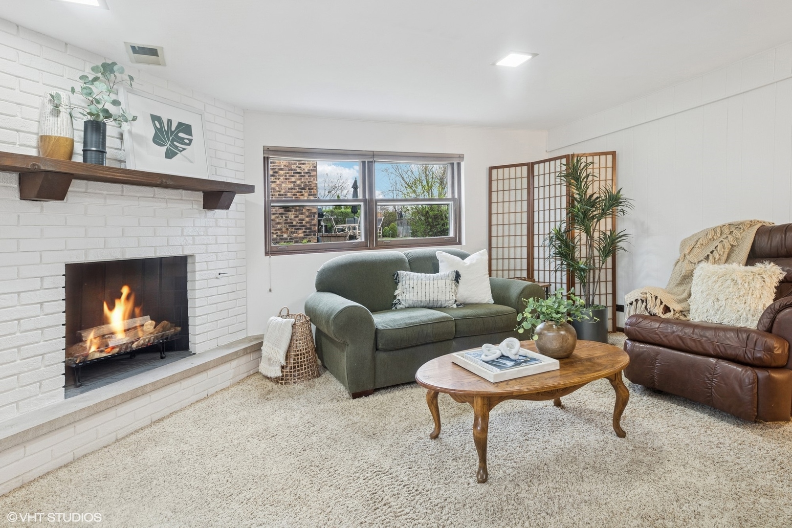 2114 E Peachtree Lane, Arlington Heights, IL 60004