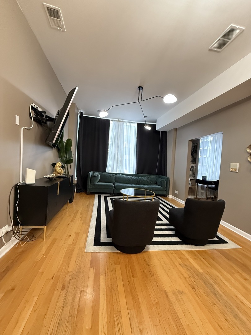 2620 W North Avenue #2, Chicago, IL 60647
