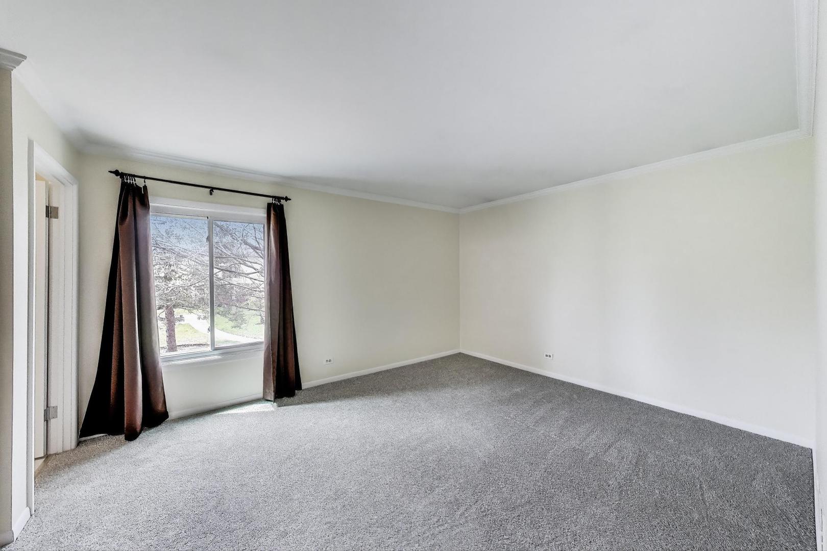 7400 Grand Avenue #203, Downers Grove, IL 60516