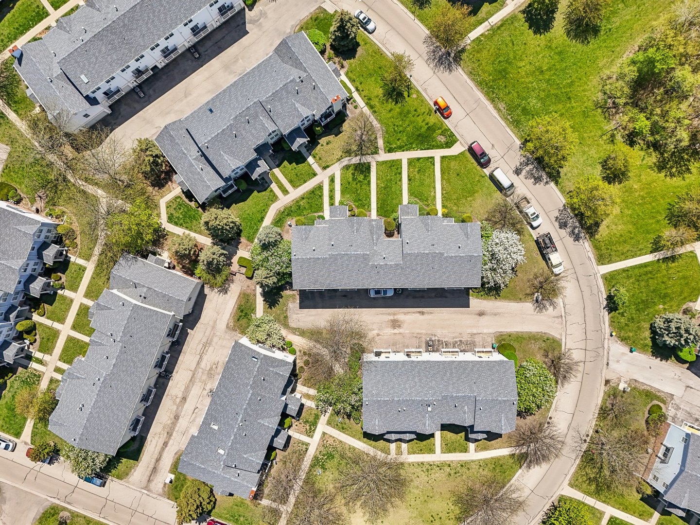 332 Holiday Lane, Hainesville, IL 60073