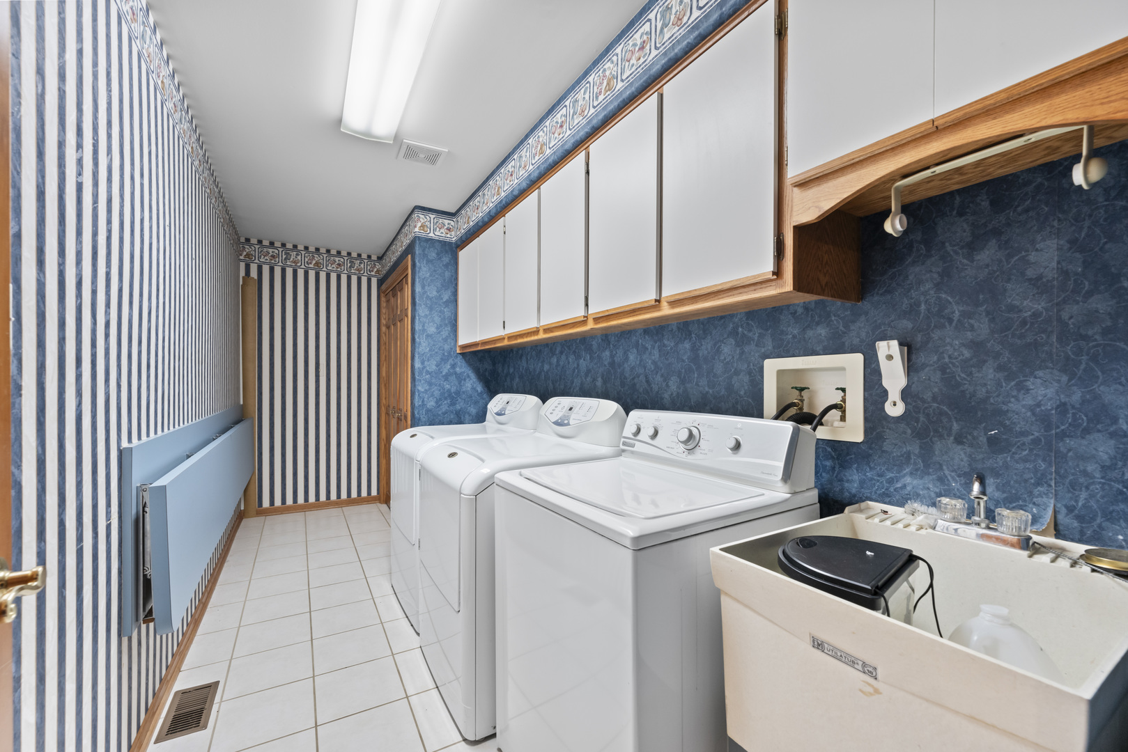 9200 Greenwood Drive, Tinley Park, IL 60487