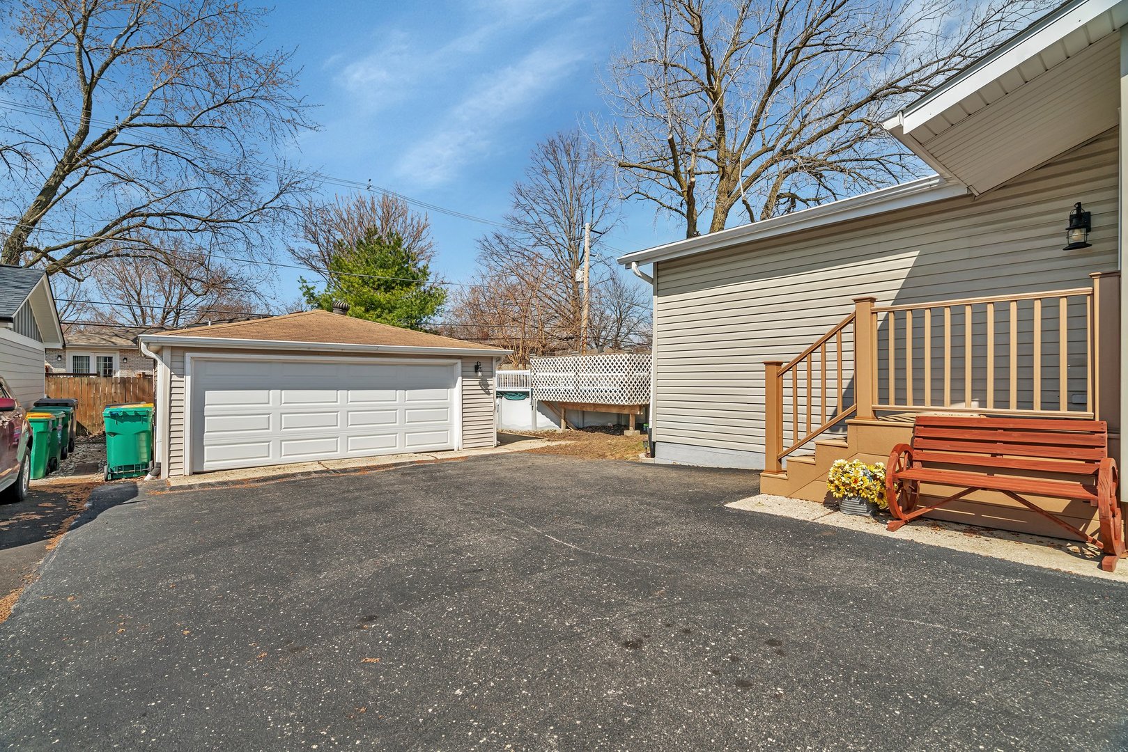 903 Cove Avenue, Lockport, IL 60441