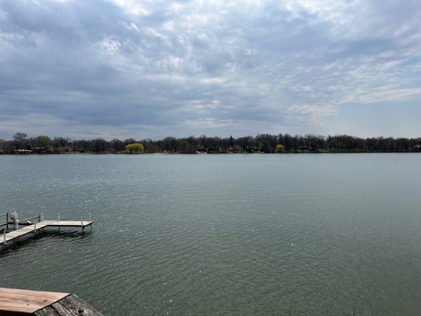 33574 N Lake Shore Drive, Grayslake, IL 60030