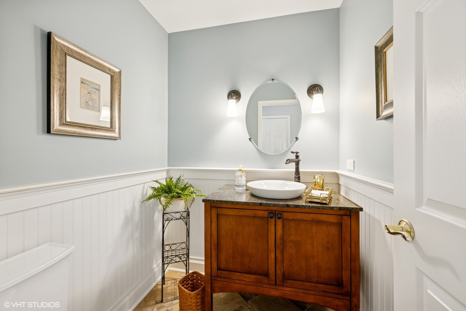 1505 E Canterbury Drive, Arlington Heights, IL 60004
