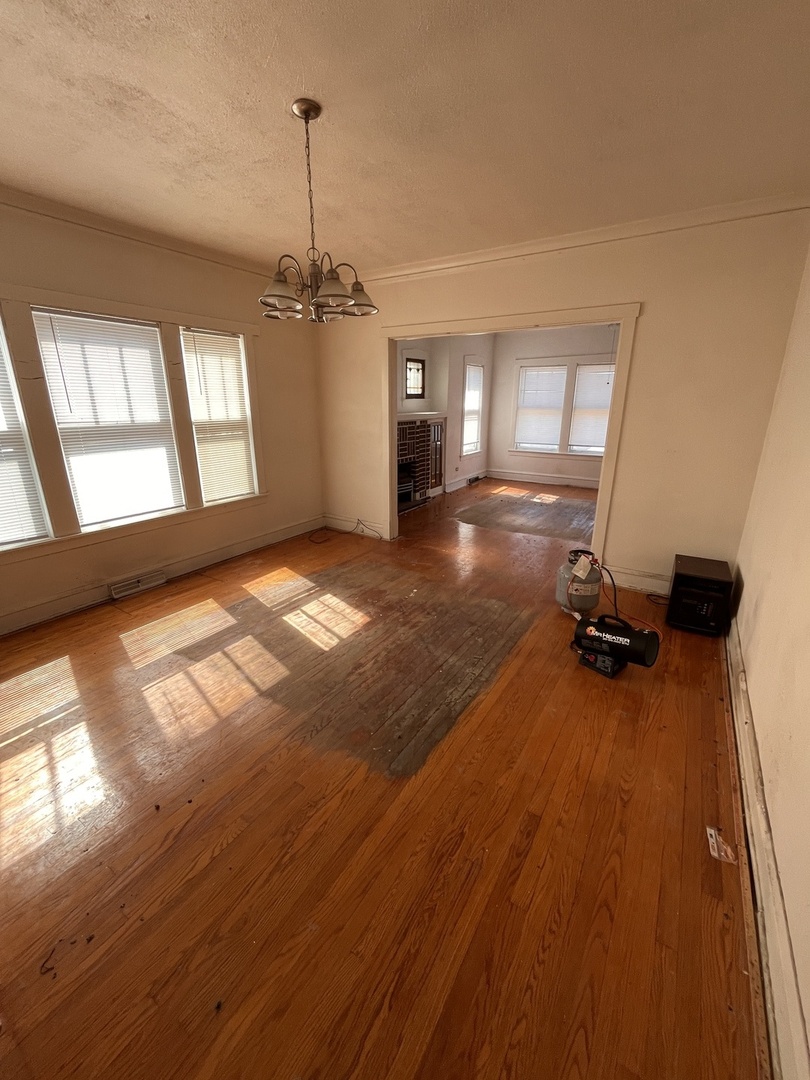 1405 S 17th Avenue, Maywood, IL 60153
