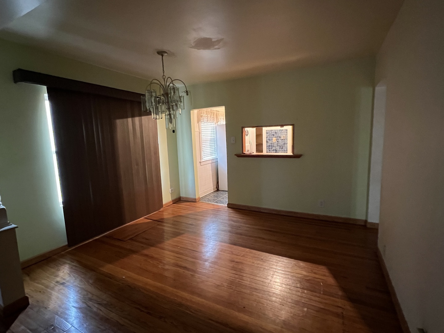 2014 S 7th Avenue, Maywood, IL 60153
