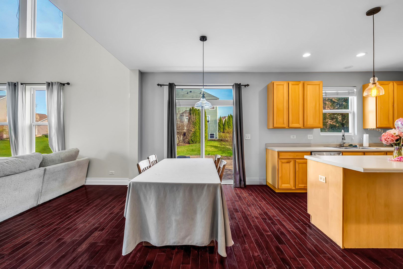 1165 Mcdole Drive, Sugar Grove, IL 60554