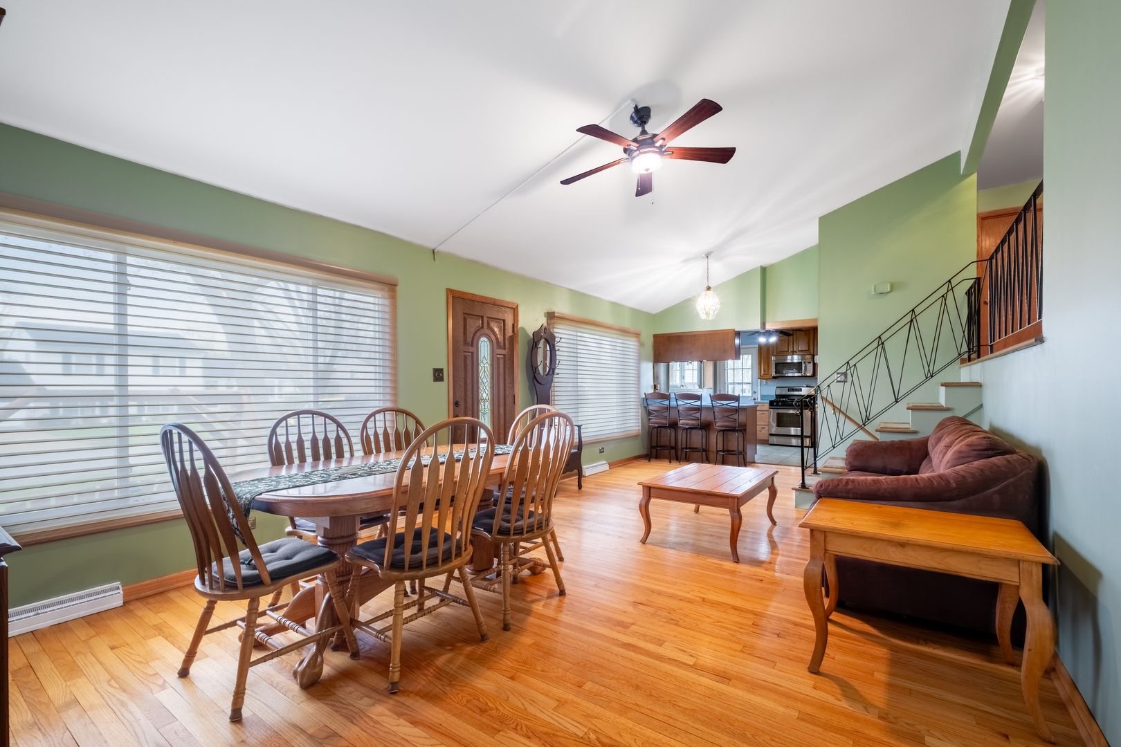 1426 E Reynolds Drive, Palatine, IL 60074
